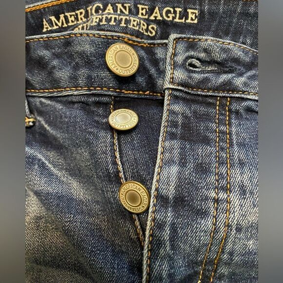 American Eagle Outfitters button fly Boy Crop Stretch Jeans, size 8 - Picture 3 of 5